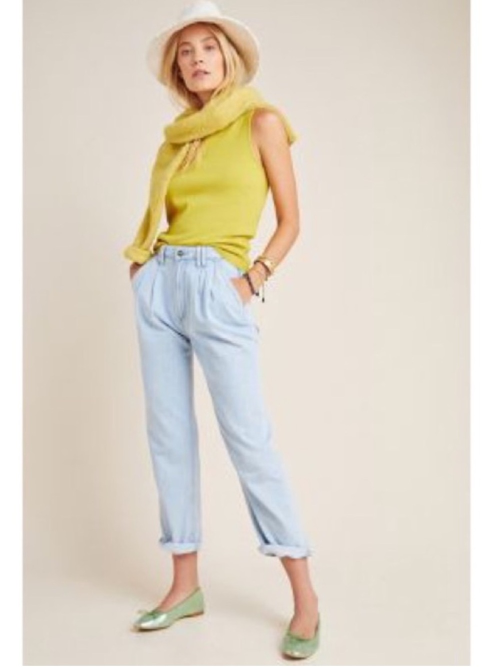 PAIGE Pleated Cuffed Trouser Crop Jeans Light Wash size 27